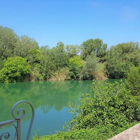 מונטפריון Gite Face A La Riviere -Proche Du Pont Du Gard- מראה חיצוני תמונה